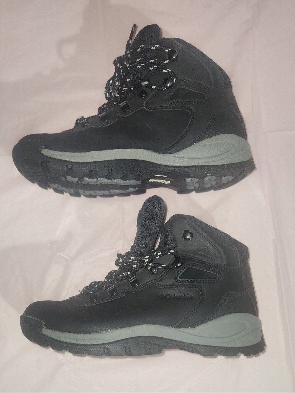 Columbia Omni Grip Hiking Boots Size 7